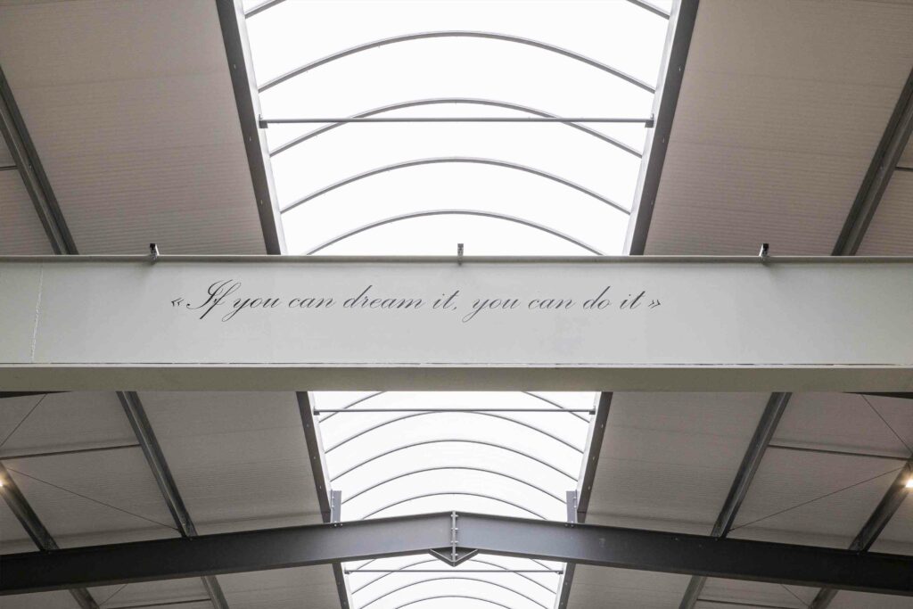 Entrepôt-mondial-d'acier-de-construction-pour-la-vente-atelier-de-métal-liege